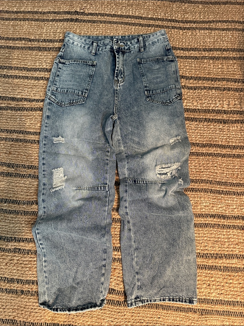 Distressed barrel Blue Denim Jeans